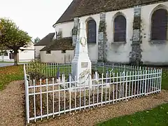 Le monument aux morts.