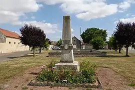 Le monument aux morts.