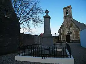 Monument et église, Boismont.