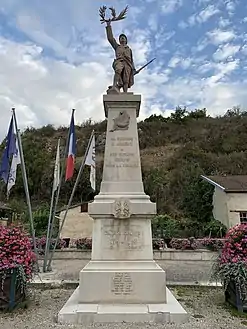 Monument aux morts.