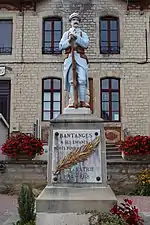 Monument aux morts de Bantanges