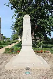 Monument aux morts.