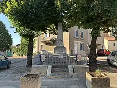 Monument aux morts.