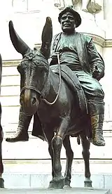 Statue située Place d'Espagne à Madrid (L. Coullaut, 1930)