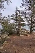 Calvaire situé au sud, sur la pointe du Calvaire