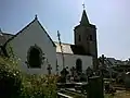 L'église paroissiale Saint-Gildas vue du cimetière