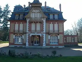 Le château de Morchêne.