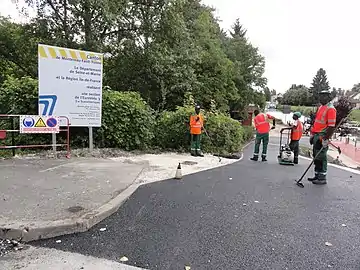 L'EuroVelo 3 en construction à Moret-sur-Loing en août 2017