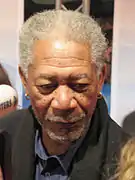 Morgan Freeman interprète Thaddeus Bradley.