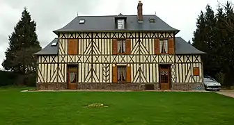 Maison à pans de bois.