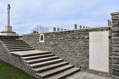 Le cimetière militaire britannique.