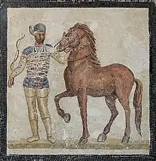 Photographie d'une mosaïque représentant un cheval et son cavalier, debout à ses côtés.