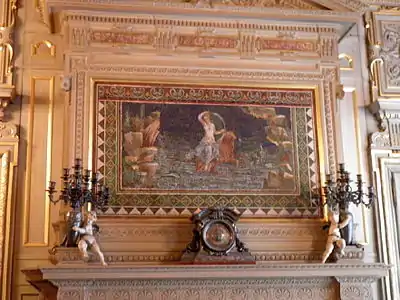 L'Enlèvement d'Europe, mosaïque issue des fouilles de Stabies, opus tessellatum (Ier siècle, placée au-dessus de la cheminée dans la salle des gardes)