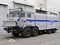 OMON police riot control vehicule canon à eau "Lavina-Uragan" sur Ural-532362