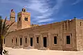 Vue de l'une des façades de la Grande Mosquée de Monastir.