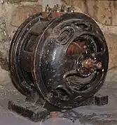 Moteur Legendre frères à cage d'écureuil. Triphasé 110-190 volts 1 480 tr/min. Ce moteur a été construit aux usines Legendre de Paris vers 1920.