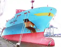 Le porte-conteneurs M/V Maersk Jenaz à quai au port de Rotterdam en 2008.