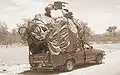 Un véhicule lourdement chargé sur l'autoroute A1 qui relie Beitbridge et Masvingo (2006)