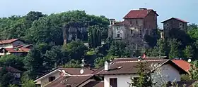 Mottalciata (Biella),restes du ricetto (XIVe), qui servait aussi d'habitation permanente.