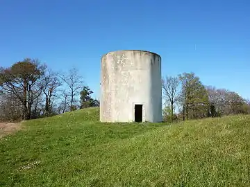 Le moulin en 2010, avant sa restauration