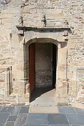 Porte de l'église St-Martin, face sud.