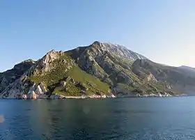 Vue du mont Athos depuis la mer Égée