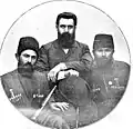 Théodore Herzl au centre, entouré de Juifs des montagnes, lors du  Premier Congrès sioniste à Bâle (Suisse), 1897.