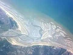 Embouchure de la Canche avec le Touquet sur la rive gauche (en haut et à gauche sur la photo !).