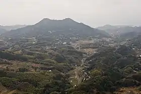 Vue du mont Tomi depuis le mont Iyogatake, Minamibōsō dans la préfecture de Chiba.