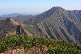 Vue du mont Sumeatsu depuis le mont mont Kamui.
