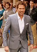 Alexis Denisof (Bénédict)