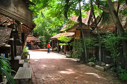 Rue du vieux marché constituée d'anciennes bâtisses qui étaient jadis dans le quartier de Yannawa à Bangkok