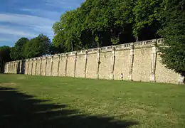 La terrasse de Beauvais, de nos jours.