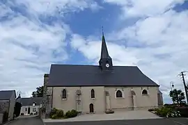 La place de l'église Sainte-Croix.