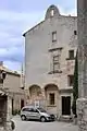 Musée Yves Brayer aux Baux-de-Provence dans l'Hôtel des Porcelet construit au XVIe siècle.