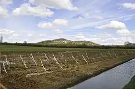 Reconstitution des fortifications romaines dans la plaine des Laumes