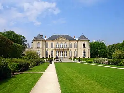 L'hôtel Biron (musée Rodin), vue du côté jardin.