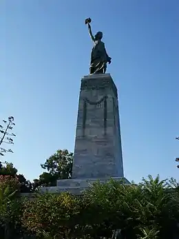 Statue de la Liberté à Mytilène.