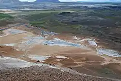 Vue générale du site de Hverarönd depuis le sommet de la Námafjall.