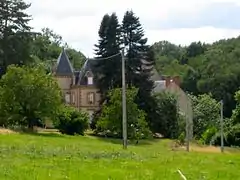 Le château de Lavallas en 2012.