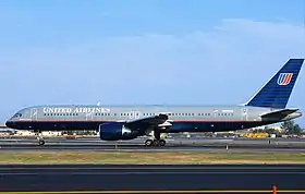 Le Boeing 757-200 immatriculé N591UA le 8 septembre 2001, qui s'écrasera en Pennsylvanie après avoir été détourné trois jours plus tard.