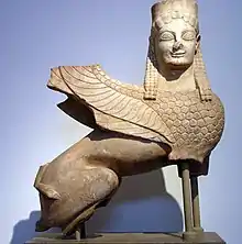 Sphinx funéraire archaïque, vers 570 av. J.-C., Musée national archéologique d'Athènes.