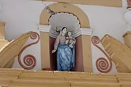 La Vierge à l'enfant (détail de la façade)