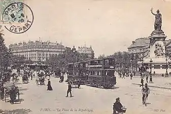 Tramways à impériale de la CGO, ligne Cours de Vincennes - Louvre, dans les années 1900.