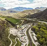 Installation de chantier au point intermédiaire de Sigirino en avril 2017.