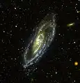 M106 dans le domaine de l'ultraviolet par le télescope spatial GALEX.