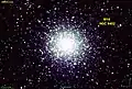 NGC 6402 en infrarouge par le relevé 2MASS.