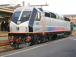 Description de l'image NJT PL42AC at Hoboken Terminal.jpg.