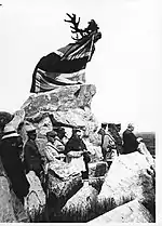 Inauguration du Caribou du mémorial en 1925.