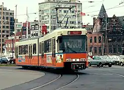 Rame BN dans son état initial : rame articulée à 2 caisses reposant sur 3 bogies. Elles ont depuis été rallongées, avec mise en place d'un caisson surbaissé permettant l'accès des personnes à mobilité réduite.